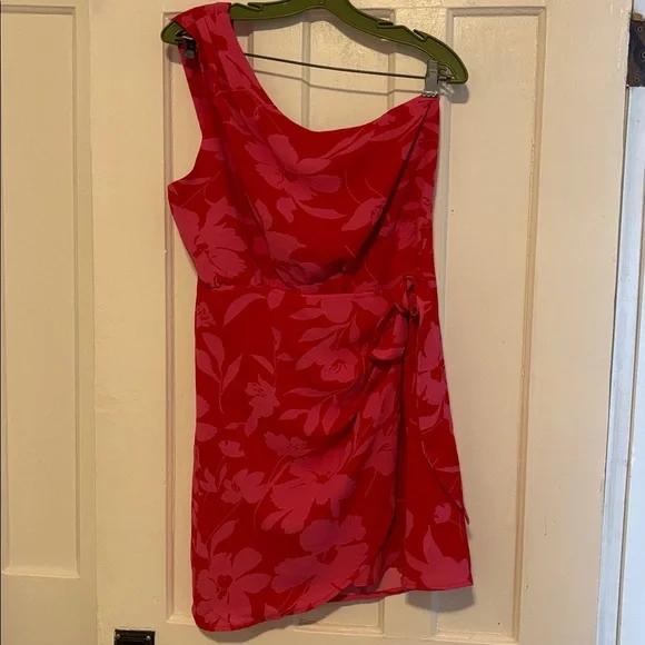 Cupshe One-Shoulder Faux Wrap Dress - Picture 4 of 7